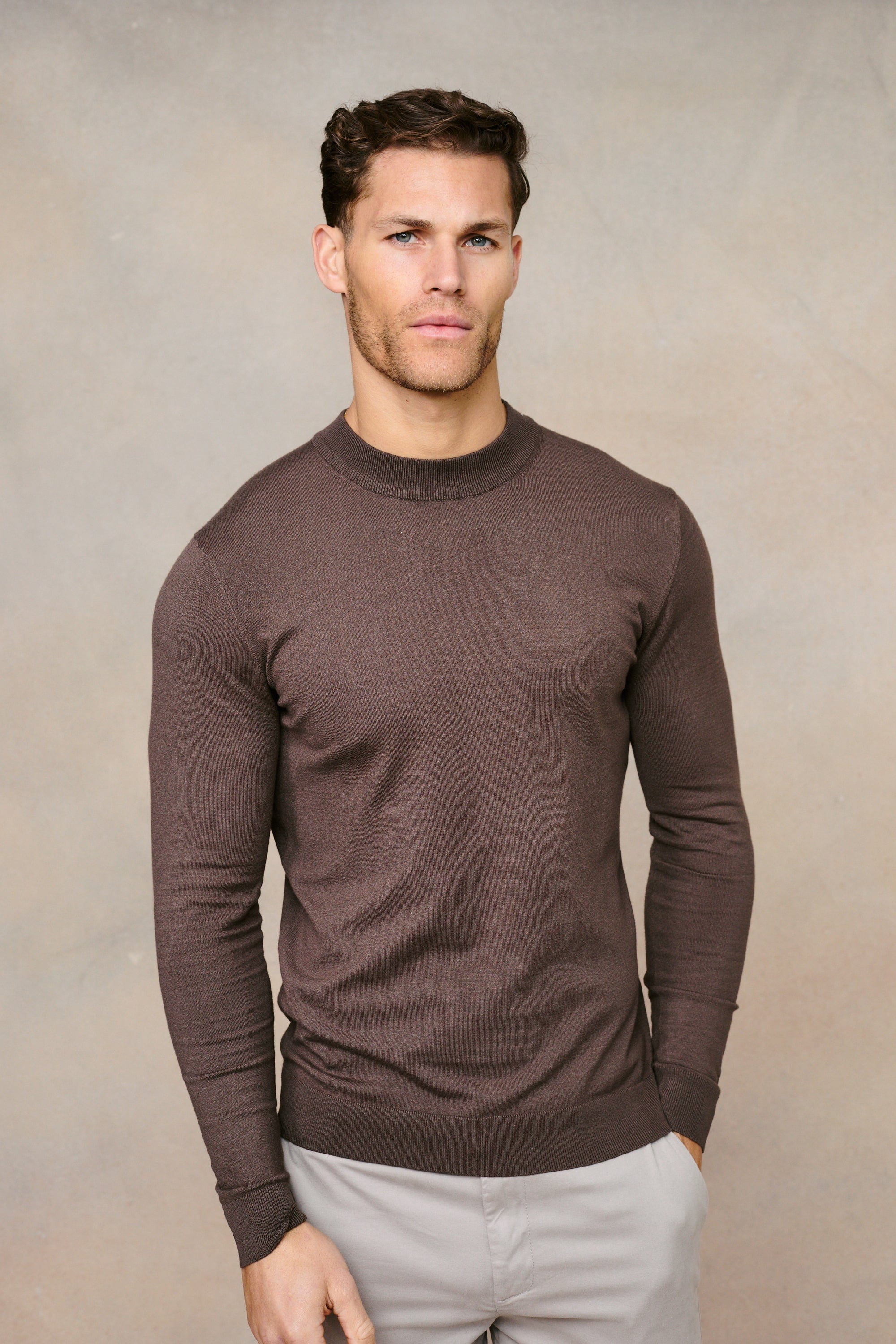 Brown Noah Lightweight Crew Neck Sweater