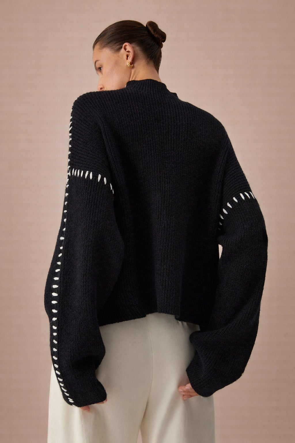 Alma Oversized Turtleneck Sweater - Cozy Knit