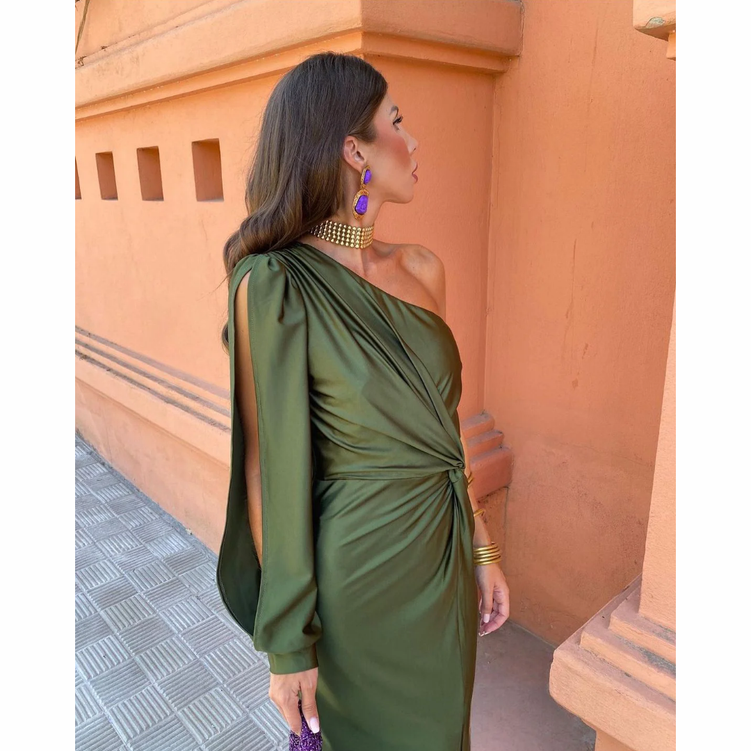 Luna | Sophisticated Cocktail Gown