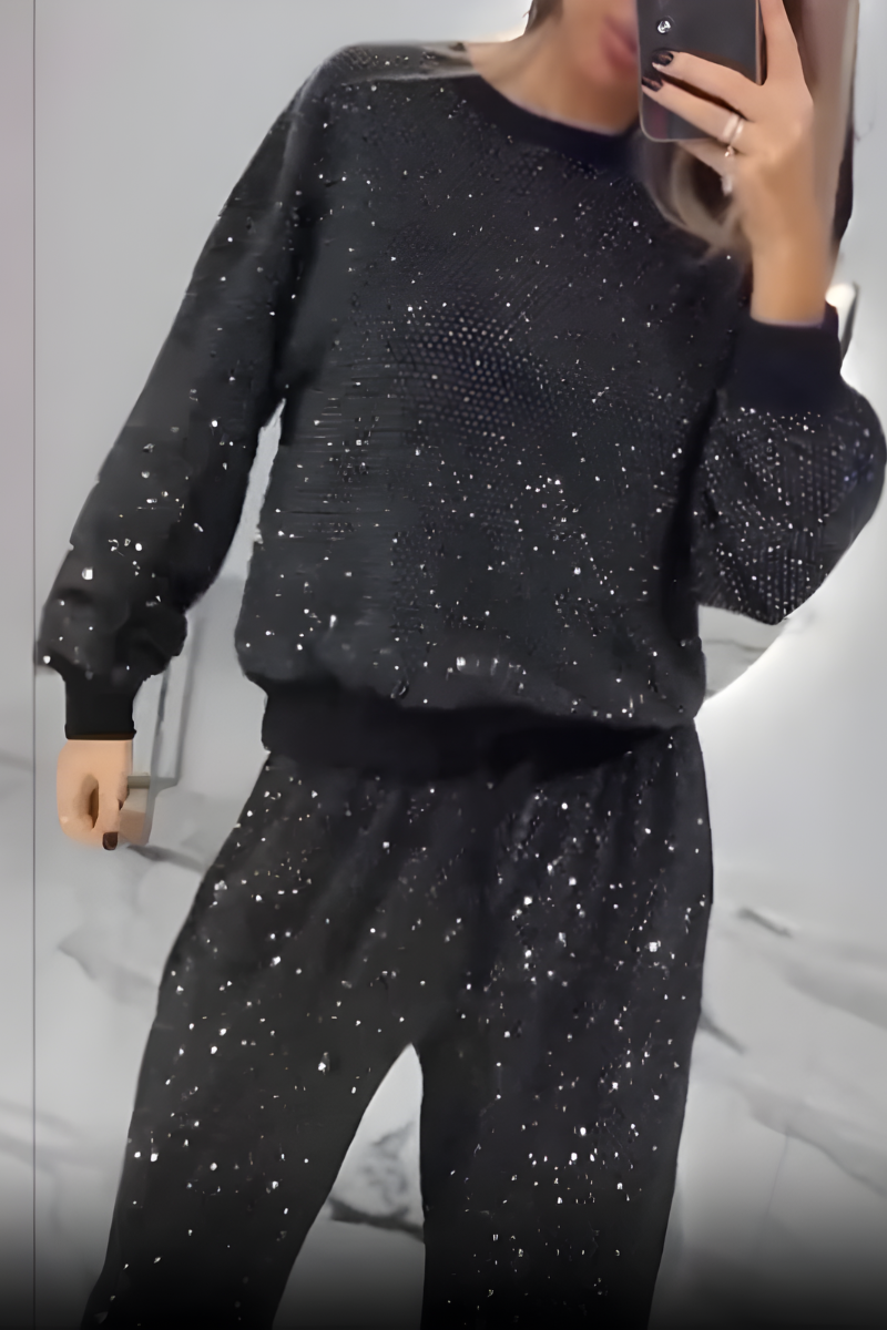 Lyza | Chic Sparkling Lounge Ensemble