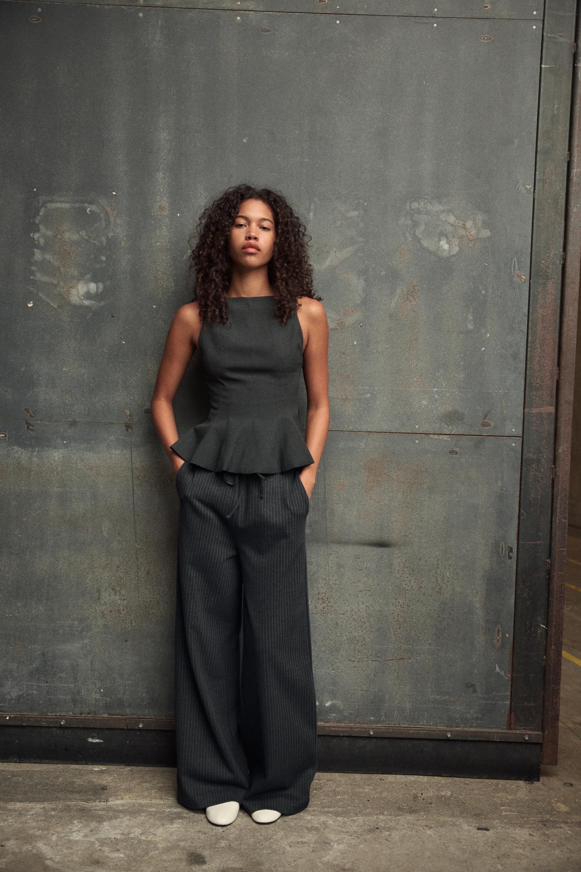 Women's Top — Parisia