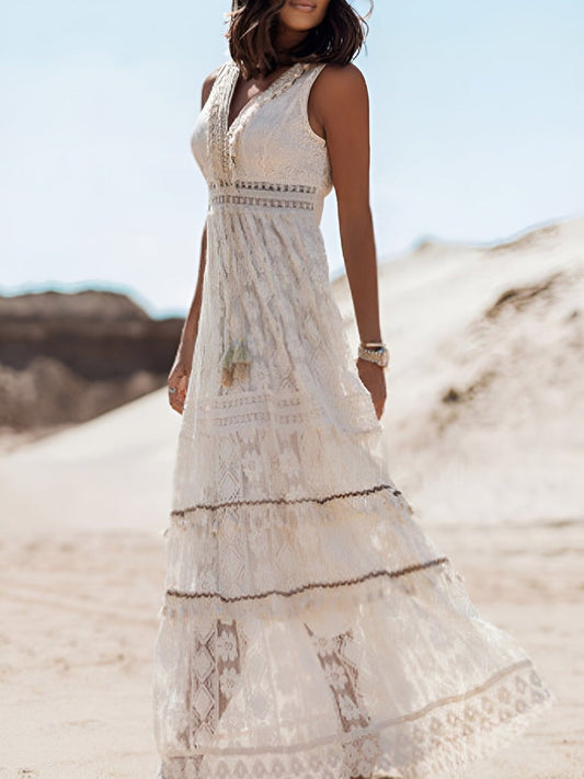 Ewelina | Elegant Lace Maxi Dress for Sunny Escapes