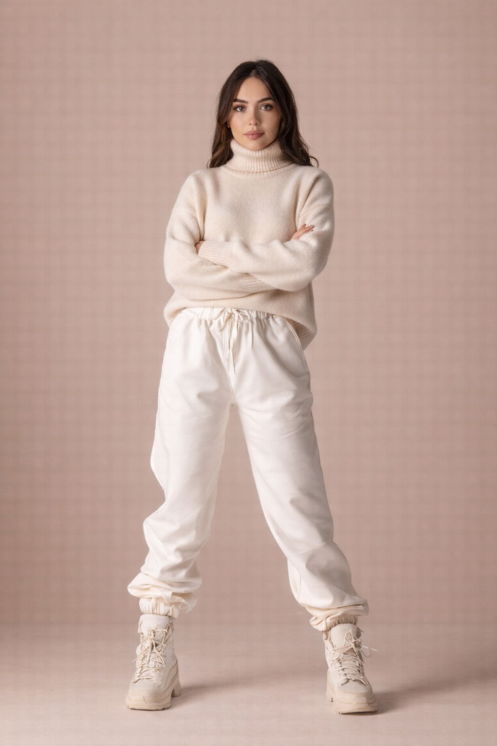 Isabella Cashmere Turtleneck Sweater - Luxe Knit